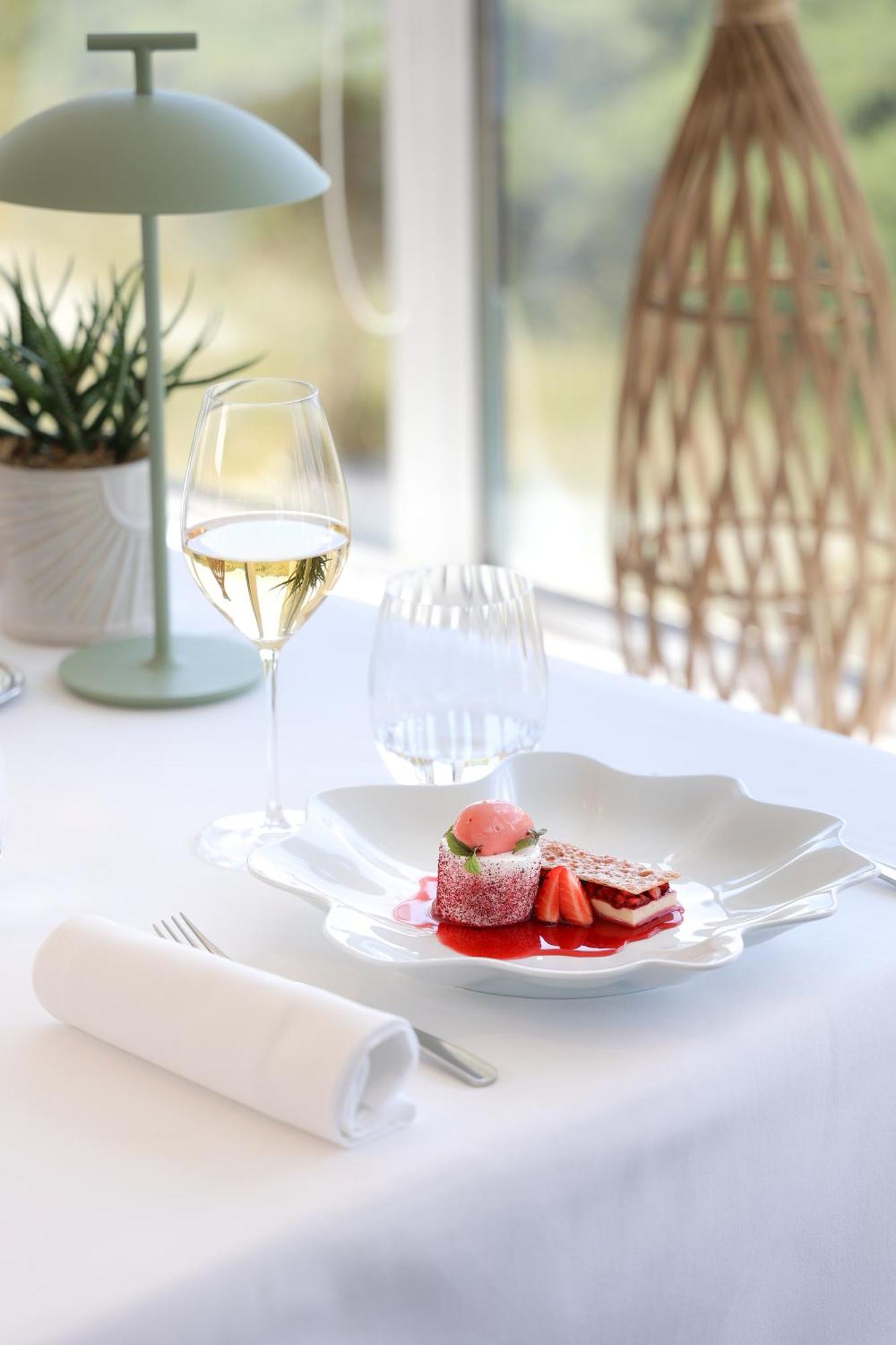 Hotel & Spa Le Grand Large Dolus d'Oléron Екстериор снимка